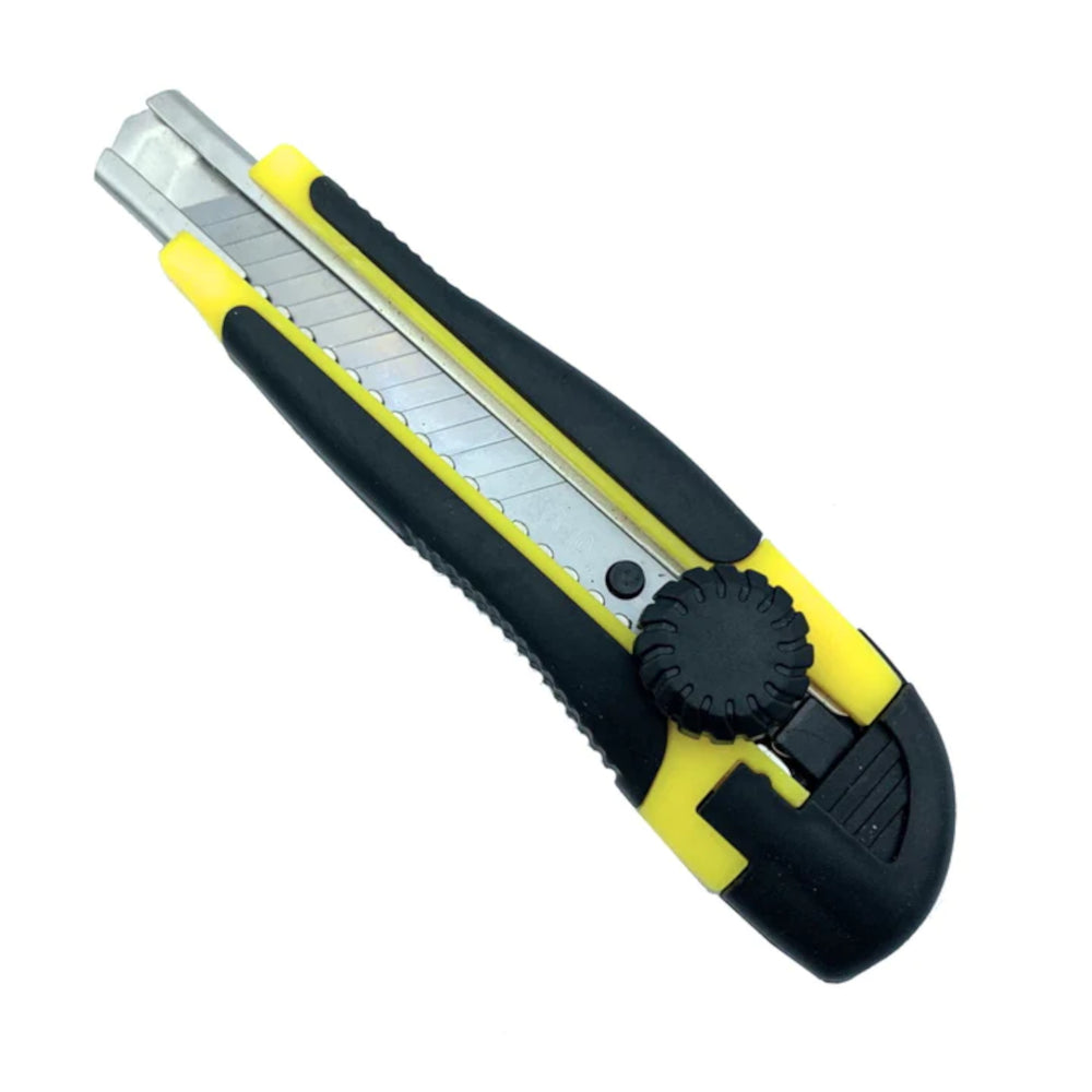 Cutter professionale taglierino 18 mm lama inclusa - manico in gomma