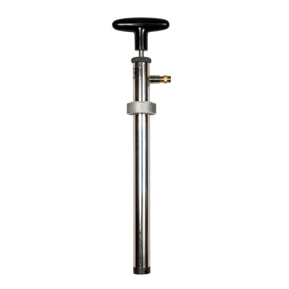 Manual pump for oil refilling in refrigeration systems
