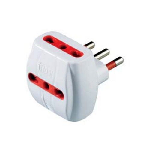 Triple S17 socket - 3 16 A two-pin connections