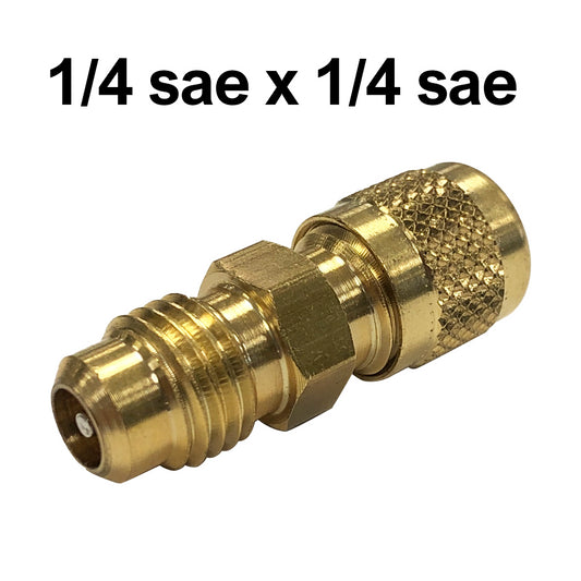 Raccordo dritto in ottone 1/4'' x 1/4'' sae con valvolina premi spillo e tappo